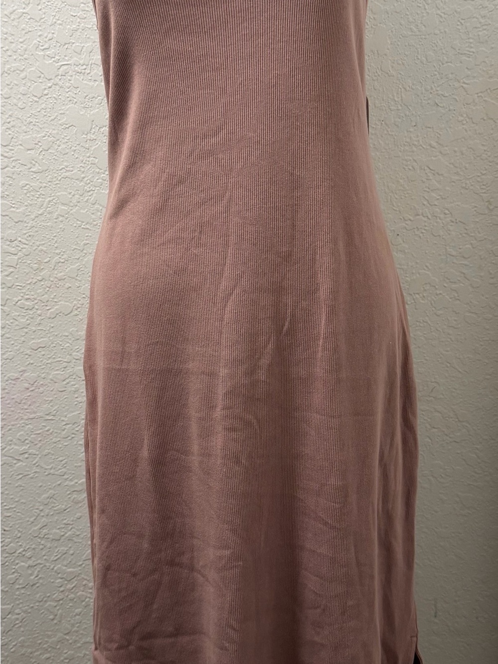 Old Navy Sleeveless Ribbed Midi Dress in Dusty Rose
